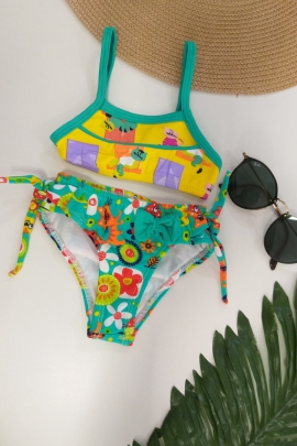 BIQUINI INFANTIL , MODELO TOP , CALCINHA COM DETALHES DE AMARRAR